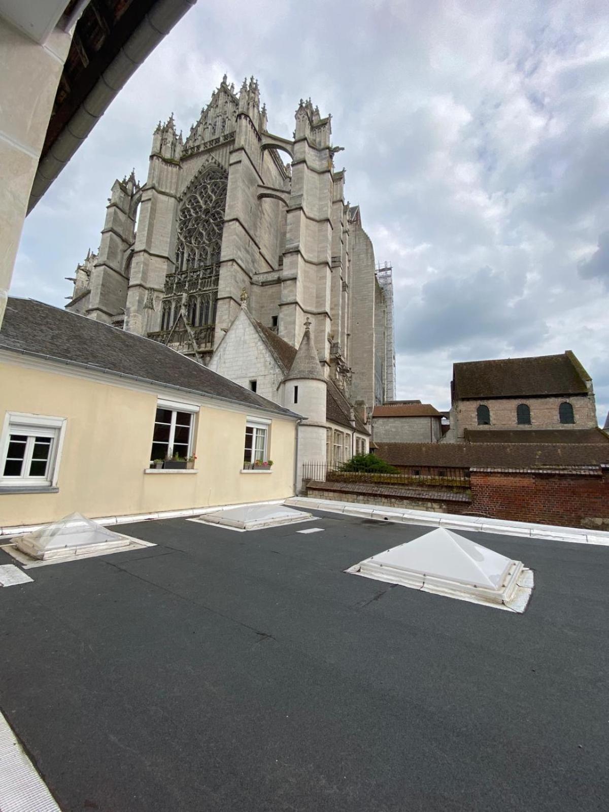 Appartement Hyper-Centre Vue Cathedrale Beauvais Extérieur photo