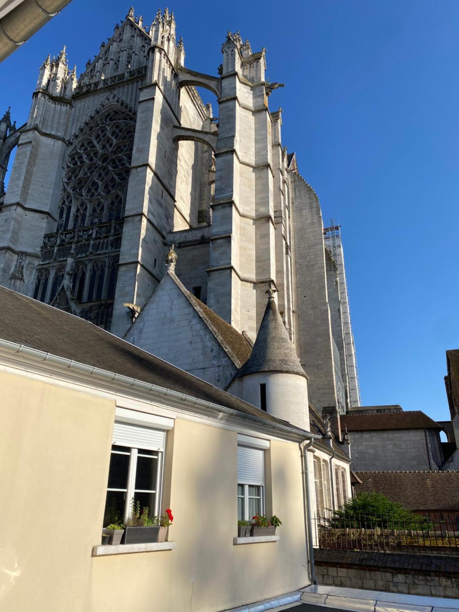 Appartement Hyper-Centre Vue Cathedrale Beauvais Extérieur photo
